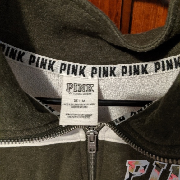 VS Pink half zip - Picture 2 of 3
